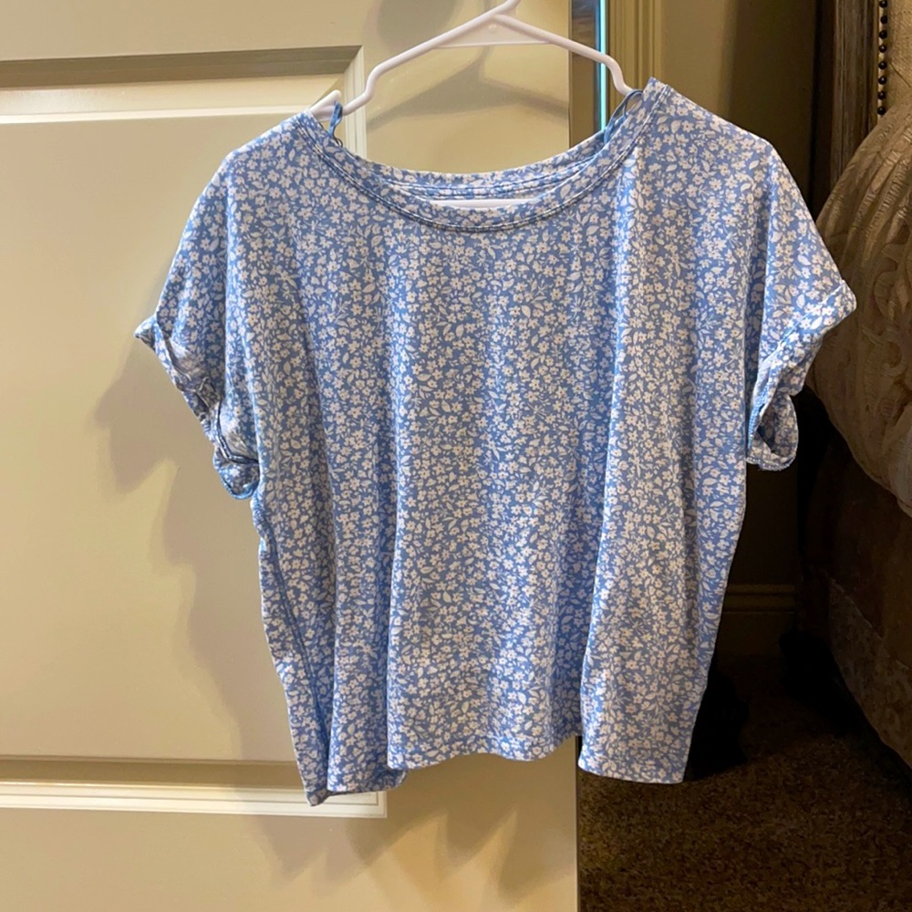 Semi crop top